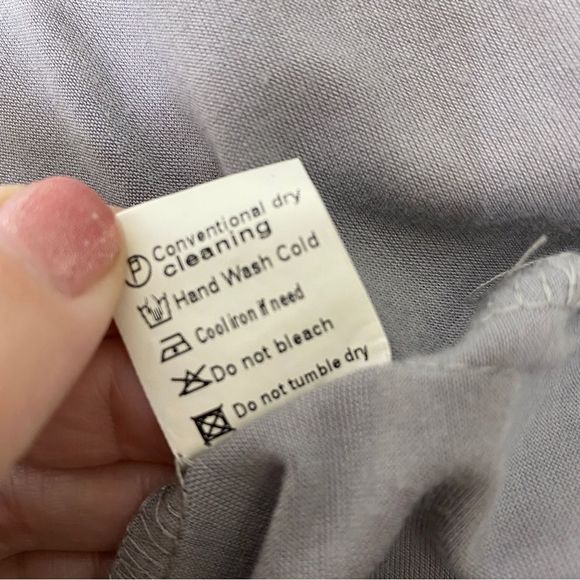 Colorblock short sleeve shirt Size Large - Picture 8 of 8